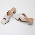 Leather sandals for women's summer 2019 new chunky heels, high heels, yellow slackers size 33-40
