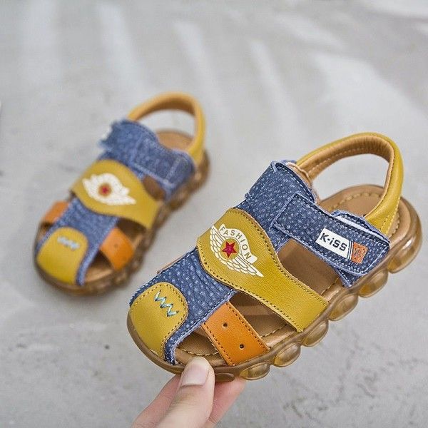 Manufacturer wholesale boys' Sandals New Kids' shoes in spring and summer 2019 children's leather sandals beach shoes
