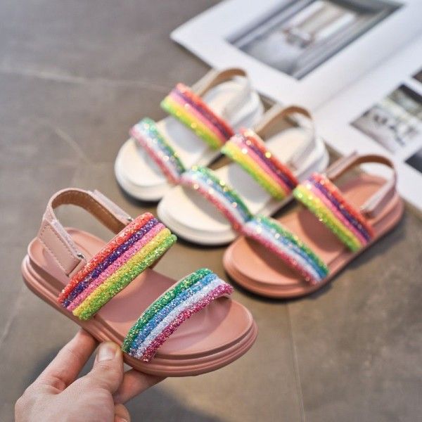 Girls' sandals 2020 new summer children's little girls' fashion rainbow shoes primary school students' soft bottom non slip beach shoes
