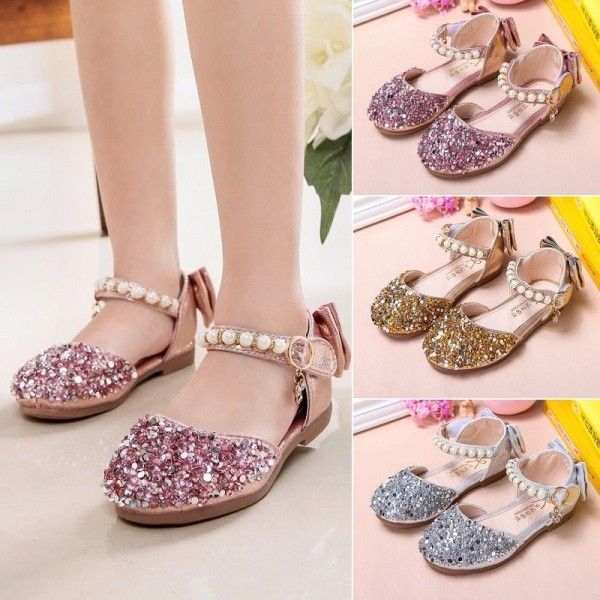Girls Princess Shoes 2020 spring new soft bottom sandals wholesale Korean crystal shoes girls Doudou shoes children's leather shoes
