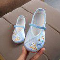 Handmade girls' embroidered shoes in Hanfu children's old Beijing cloth shoes national style students perform shoes dance shoes
