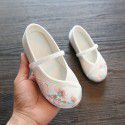 Handmade girls' embroidered shoes in Hanfu children's old Beijing cloth shoes national style students perform shoes dance shoes
