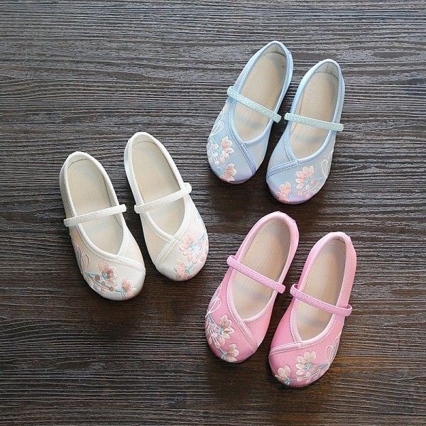 Handmade girls' embroidered shoes in Hanfu children's old Beijing cloth shoes national style students perform shoes dance shoes
