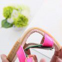 Little bee girls' sandals 2020 summer new Korean anti slip children's beach shoes sweet flat bottom princess shoes trend
