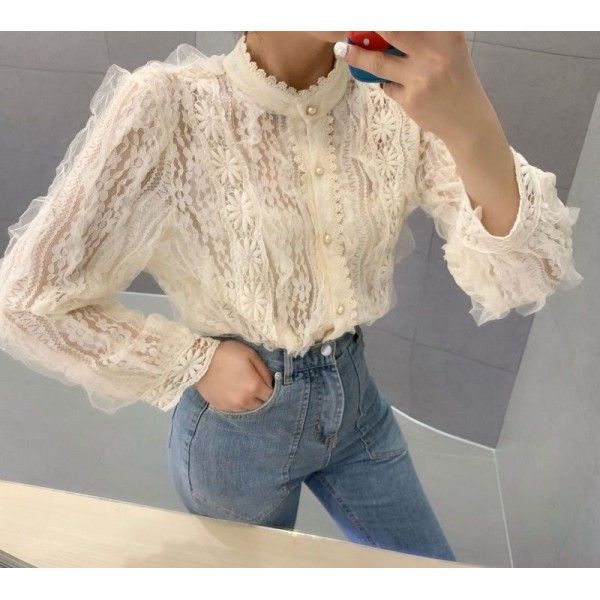 Cross border source of goods: East Gate, South Korea new women's sweet age reducing Lace Crochet splicing shirt in autumn and winter 2019

