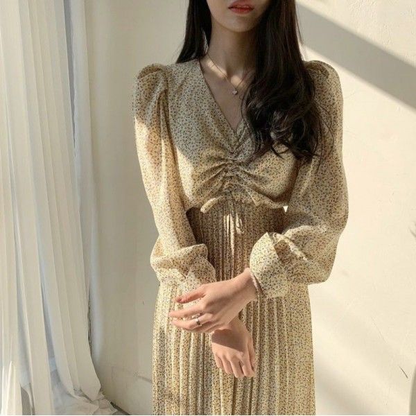 Chic South Korea careful machine pleated small V-neck floral waist show thin pleated long dress woman
