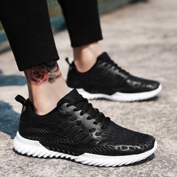 2019 summer new mesh breathable couple casual shoes Korean fashion black and white men's running shoes men's shoes