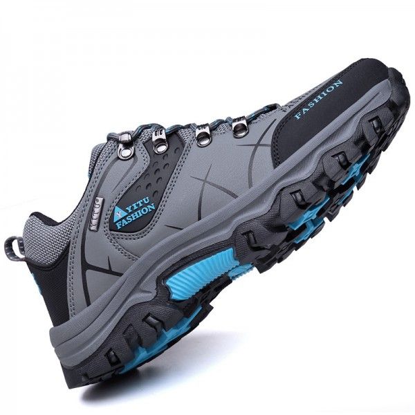 Cross border supply 2020 new antiskid waterproof wear resistant outdoor mountaineering shoes men's large hiking shoes men's shoes