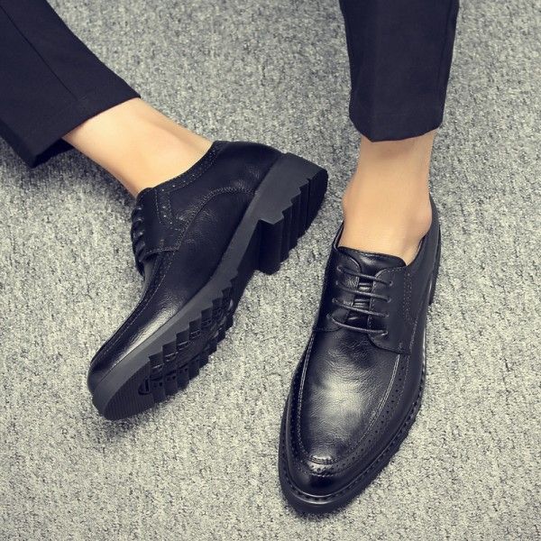 Autumn and winter 2020 new Brock carved men's shoes casual British business shoes round head breathable men's shoes