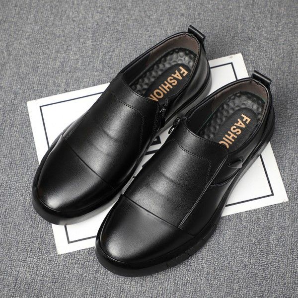 Autumn Leather Men's shoes fashion casual leather shoes men's overshoot invisible inner height 6cm Korean round head men's shoes