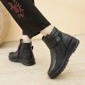Winter 2020 Plush warm mom boots soft soled flat bottomed middle-aged and old cotton shoes non slip women's high top cotton shoes