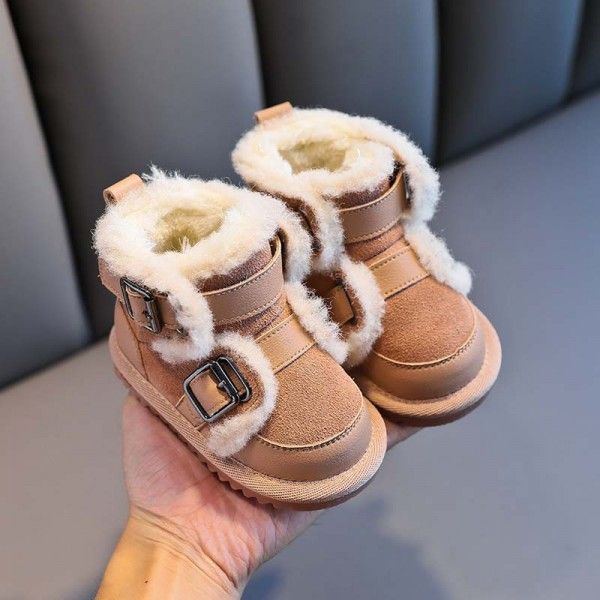 Baby snow boots baby soft soled walking shoes 1-3 years old boys' casual cotton shoes with plush and thickened winter girls' fashion 