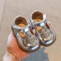 Girl's leather princess shoes newborn children's shoes 2020 spring and autumn soft soled 1-3 year old girl's shoes British style 