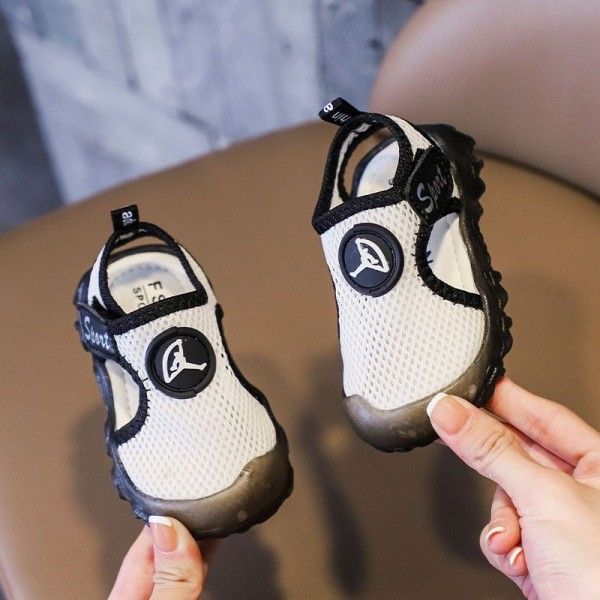 Boys' walking shoes 0-2 years old children's sandals Baotou soft sole 2-3 years old children's casual shoes summer breathable net shoes