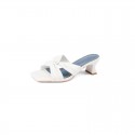 Soft and comfortable full leather inside and outside 2021 summer new square bow slippers women's thick middle heel sandals