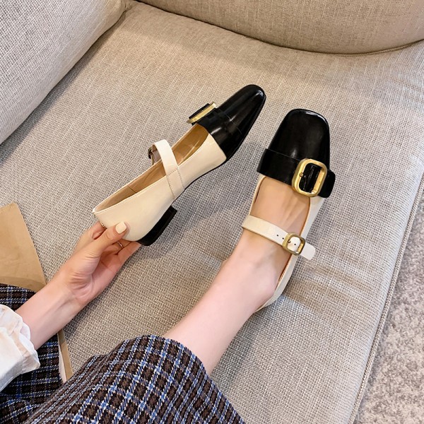 2021 new single shoes Mary Jane shoes square head low heel single shoes Korean version simple color matching belt buckle shallow mouth women's single shoes