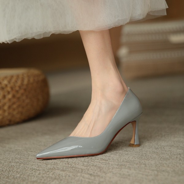 2021 spring and autumn new pointed small heel shoes simple Korean sexy high heel single shoes thin heel temperament women's single shoes