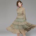 1939407-2021 early spring new retro small broken flower idyllic style fresh dress with a slim waist design