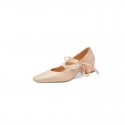 2021 summer new style square head shallow mouth simple thick heel medium heel single shoes Korean bowknot PEARL RIBBON women's single shoes