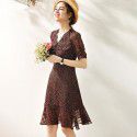 2006105 - end cargo handling - Xiaxin French temperament retro waist V-neck floral dress shows thin pastoral style