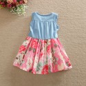 A new Korean girl's Denim floral dress for children