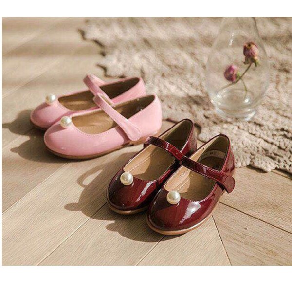 Children's shoes 2019 new spring and autumn pearl style girls' single shoes convenient Velcro children's dance shoes
