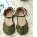 Guangzhou high grade children's shoes 2020 new Korean fresh laser hollow out sandals girls' hollow Baotou Princess sandals