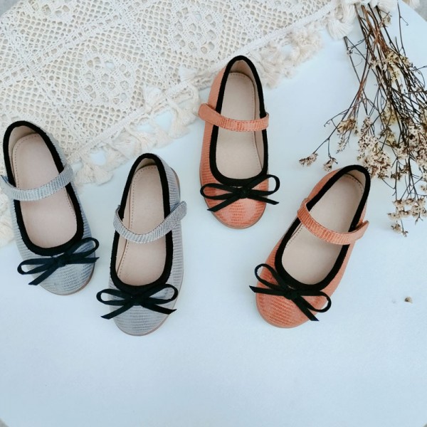 Girls' shoes autumn 2020 new children's fashion soft sole dance shoes little girl bow princess shoes